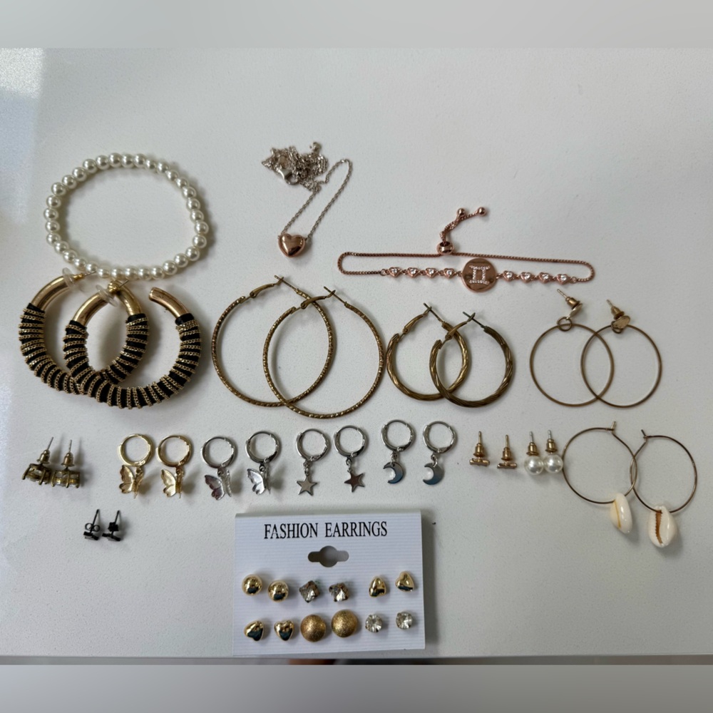 Gold-tone & Pearl Mixed Women's Jewelry Set lot bundle
